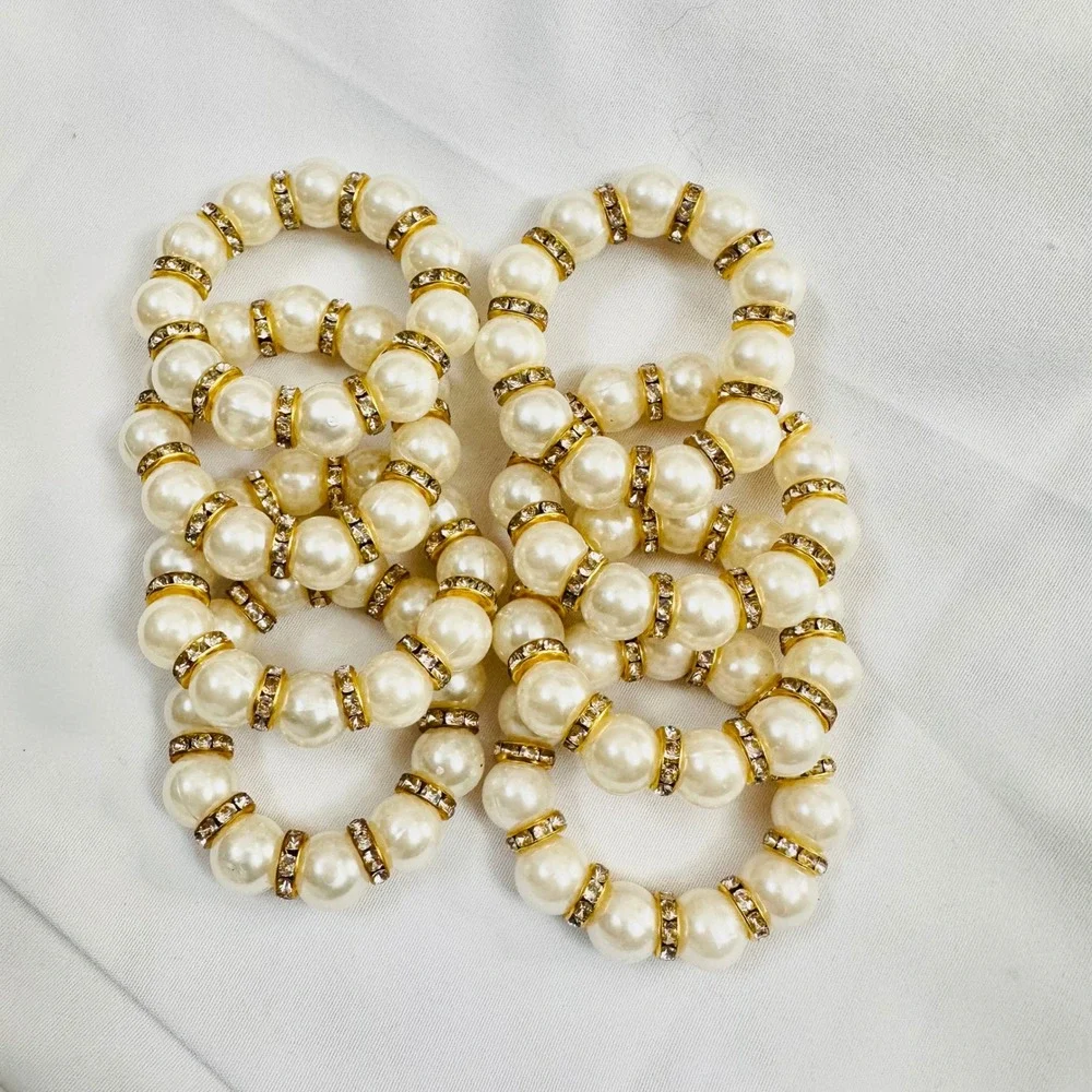 Elegant Pearl Rhinestone‎ Napkin Rings Set of 8 Purchased New Never Used